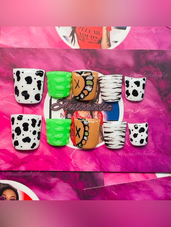 Authentic nail arts by dia Other - Hand-Painted Press-On Nail Set in Neon Green, Tan & Black-White Prints